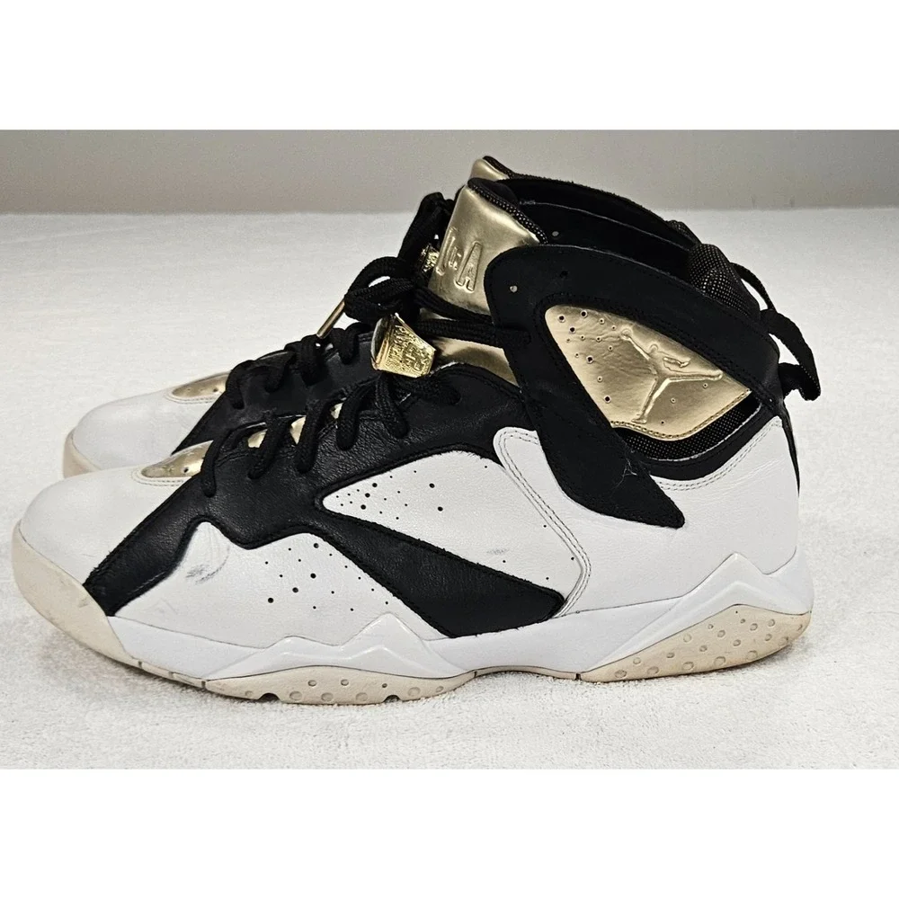 Air Jordan 7 Retro Champagne 725093-140 White, Black Metallic Gold Men's Size 12